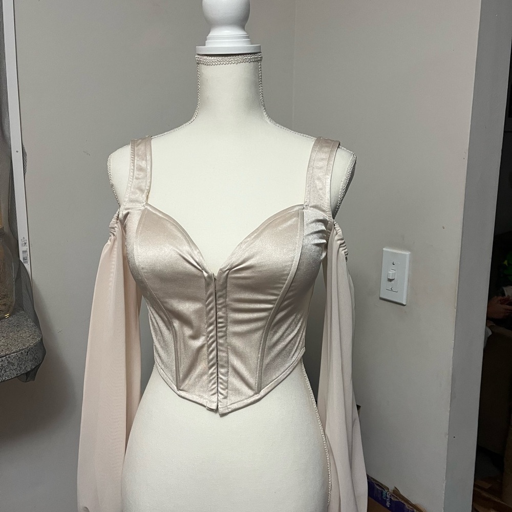 Windsor Satin Off-Shoulder Crop Top - Champagne